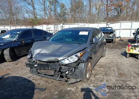 2014 Hyundai Elantra Se z USA, uszkodzony, nr VIN 5NPDH4AE1EH516843